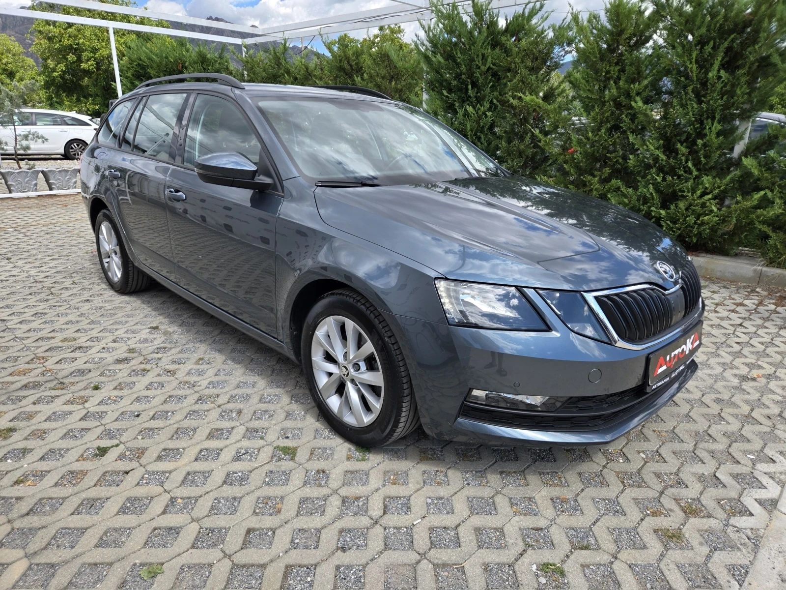 Skoda Octavia 1.5G-Tec-131кс= АВТОМАТ= CAR PLAY= DISTR= КАТО НОВ, снимка 2 - Автомобили и джипове - 55980727