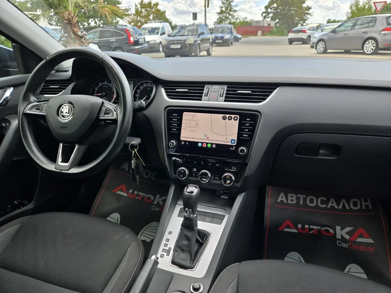 Skoda Octavia 1.5G-Tec-131кс= АВТОМАТ= CAR PLAY= DISTR= КАТО НОВ, снимка 13 - Автомобили и джипове - 55980727