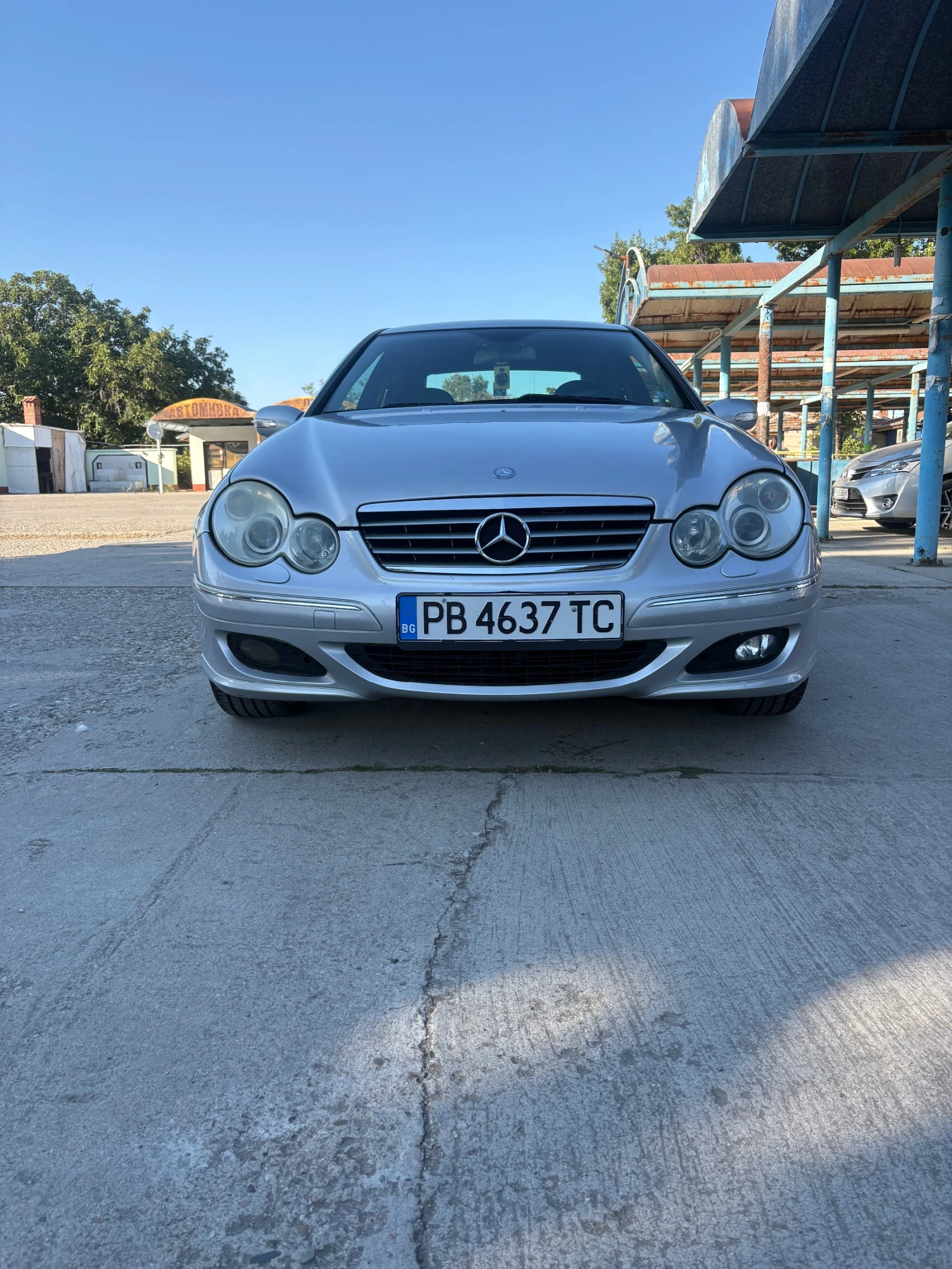 Mercedes-Benz C 220