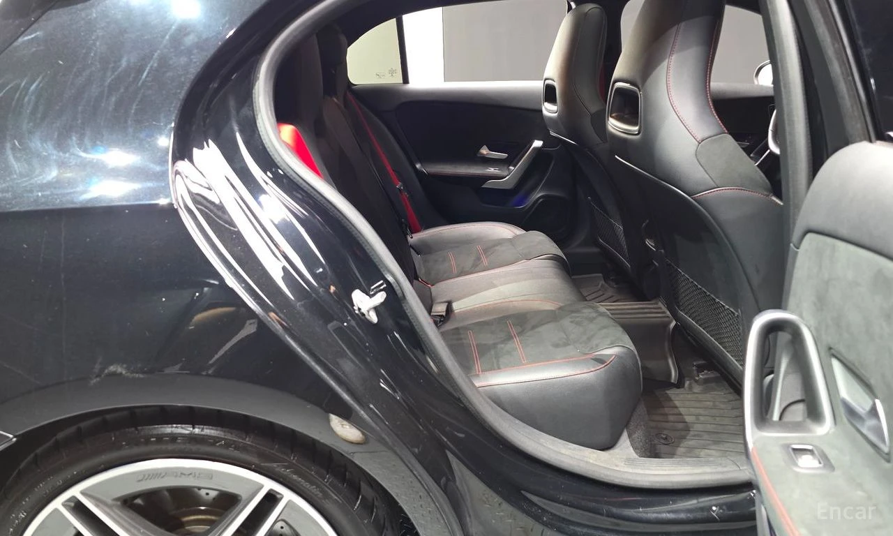 Mercedes-Benz A45 AMG 4MATIC+ * ХЕДЪП* CARBON* LANE* ASSIST* , снимка 16 - Автомобили и джипове - 56121906