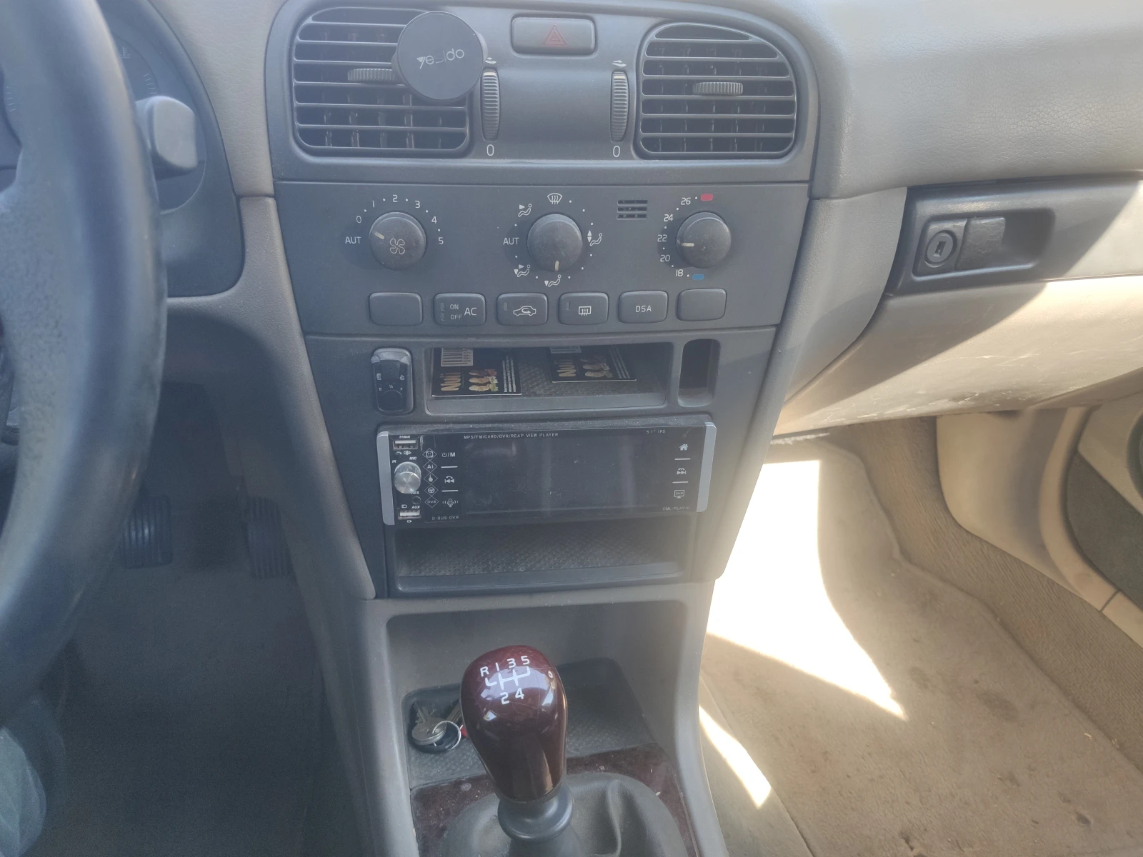 Volvo S40, снимка 9 - Автомобили и джипове - 56325139
