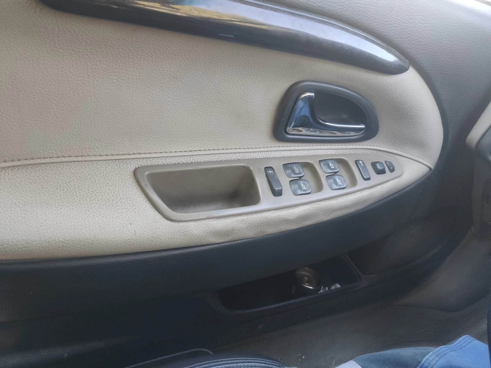 Volvo S40, снимка 8 - Автомобили и джипове - 56325139