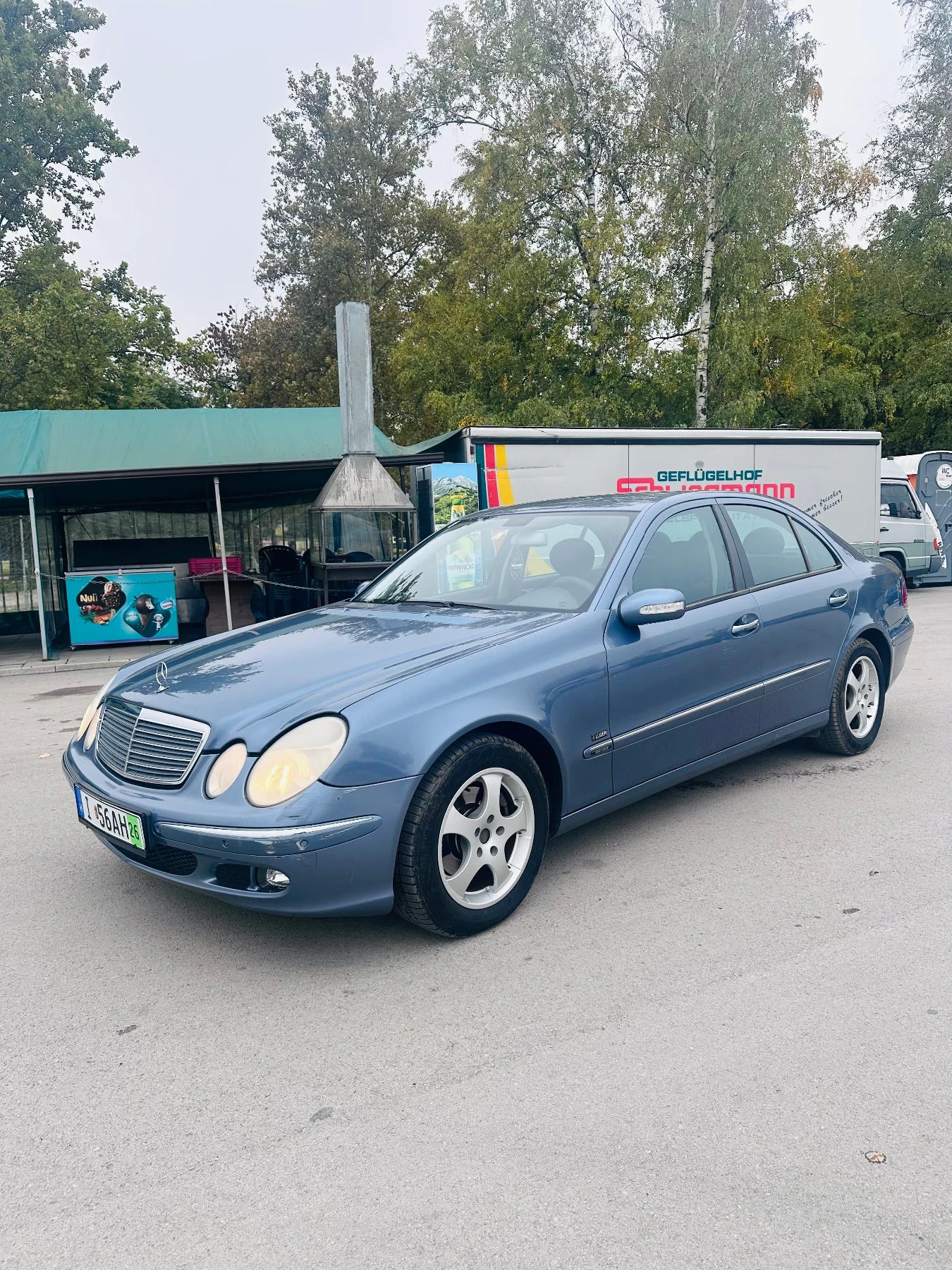 Mercedes-Benz E 220 Е220, снимка 4 - Автомобили и джипове - 56647975