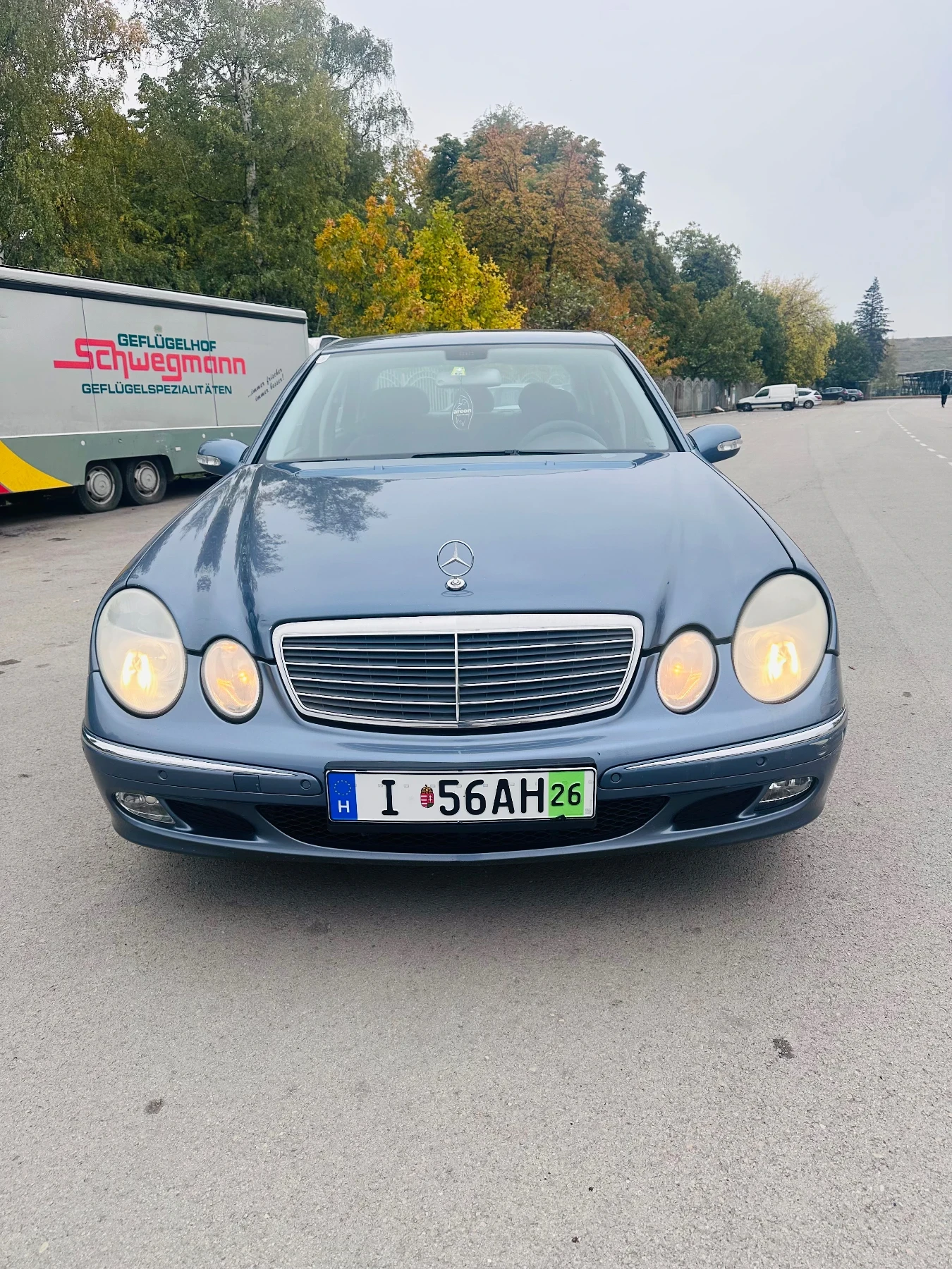 Mercedes-Benz E 220 Е220, снимка 3 - Автомобили и джипове - 56647975