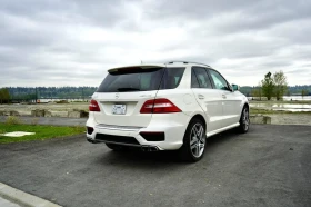 Mercedes-Benz ML 63 AMG DISTRONIC/4MATIC/KEYLESS/ОБДУХВАНЕ, снимка 5