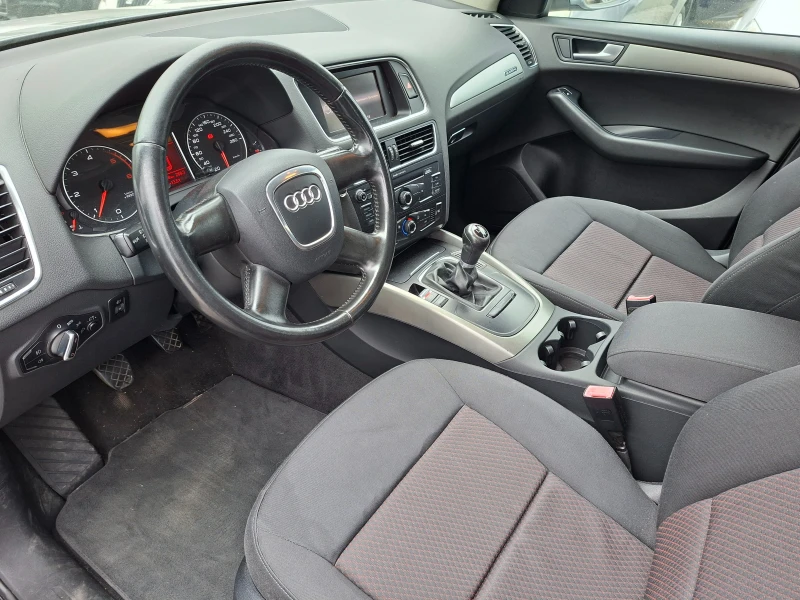 Audi Q5, снимка 12 - Автомобили и джипове - 52084390