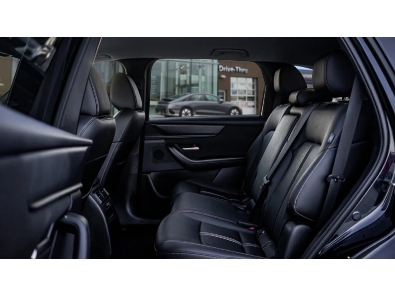 Mazda CX-90 MHEV GS-L * * CARFAX * * АВТО КРЕДИТ * * , снимка 13 - Автомобили и джипове - 52673096