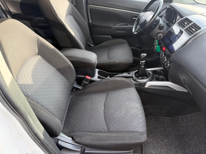 Mitsubishi ASX 1.8 D 4X4, снимка 12 - Автомобили и джипове - 53009248