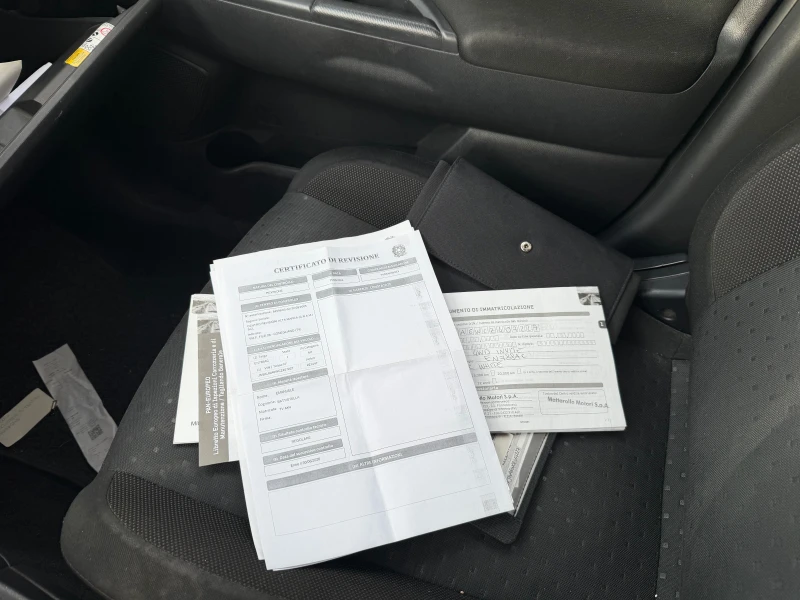 Mitsubishi ASX 1.8 D 4X4, снимка 11 - Автомобили и джипове - 53009248