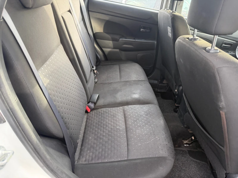 Mitsubishi ASX 1.8 D 4X4, снимка 14 - Автомобили и джипове - 53009248
