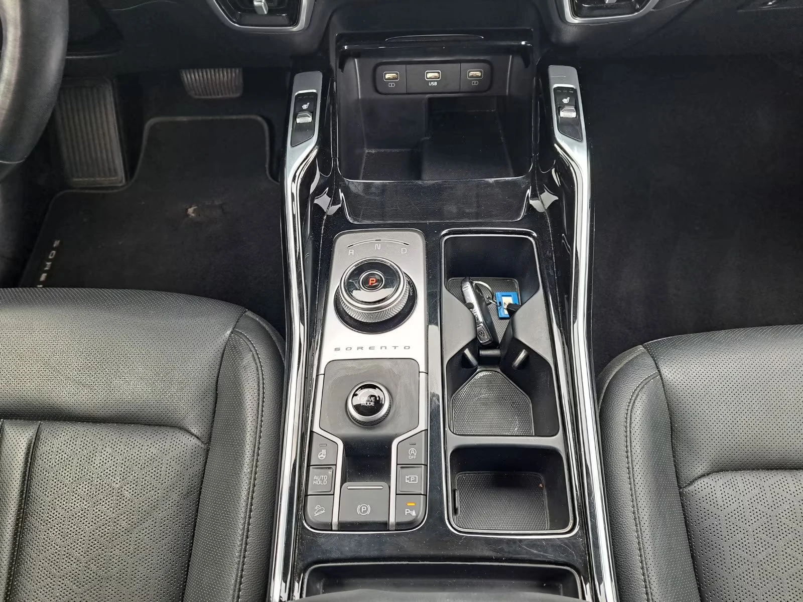 Kia Sorento 2.2/201HP/2WD/ACC/CAM/BSA/VCONTROL/MEMO/CPLAY/909f | Mobile.bg   14