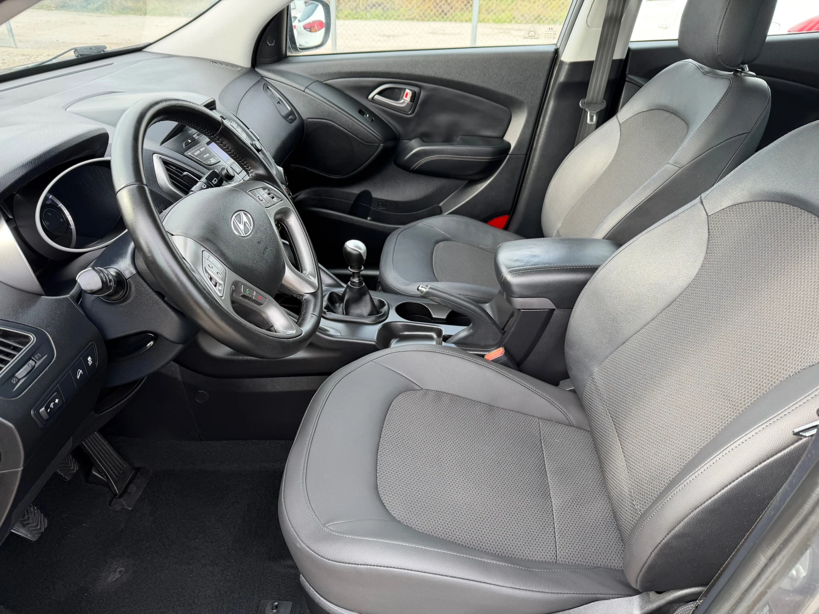 Hyundai IX35 1.7 CRDI(КАТО НОВА) - изображение 9