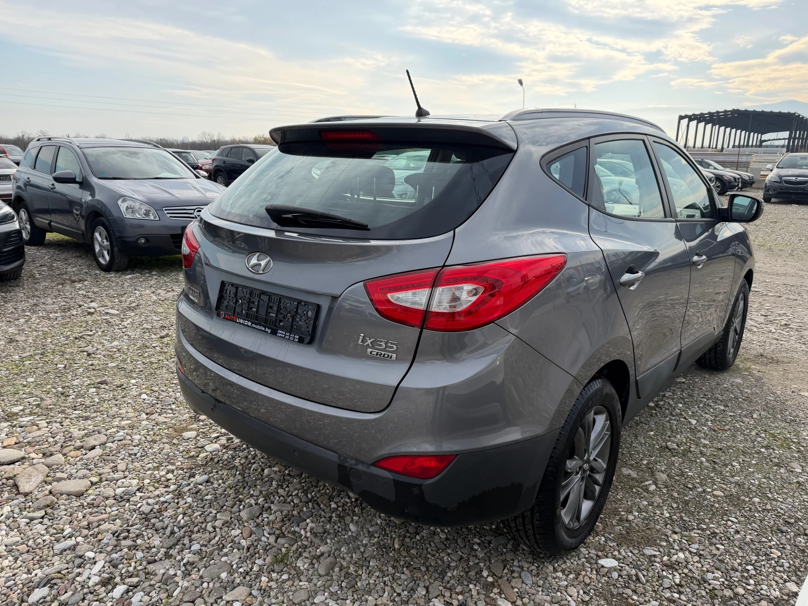 Hyundai IX35 1.7 CRDI(КАТО НОВА) - изображение 5
