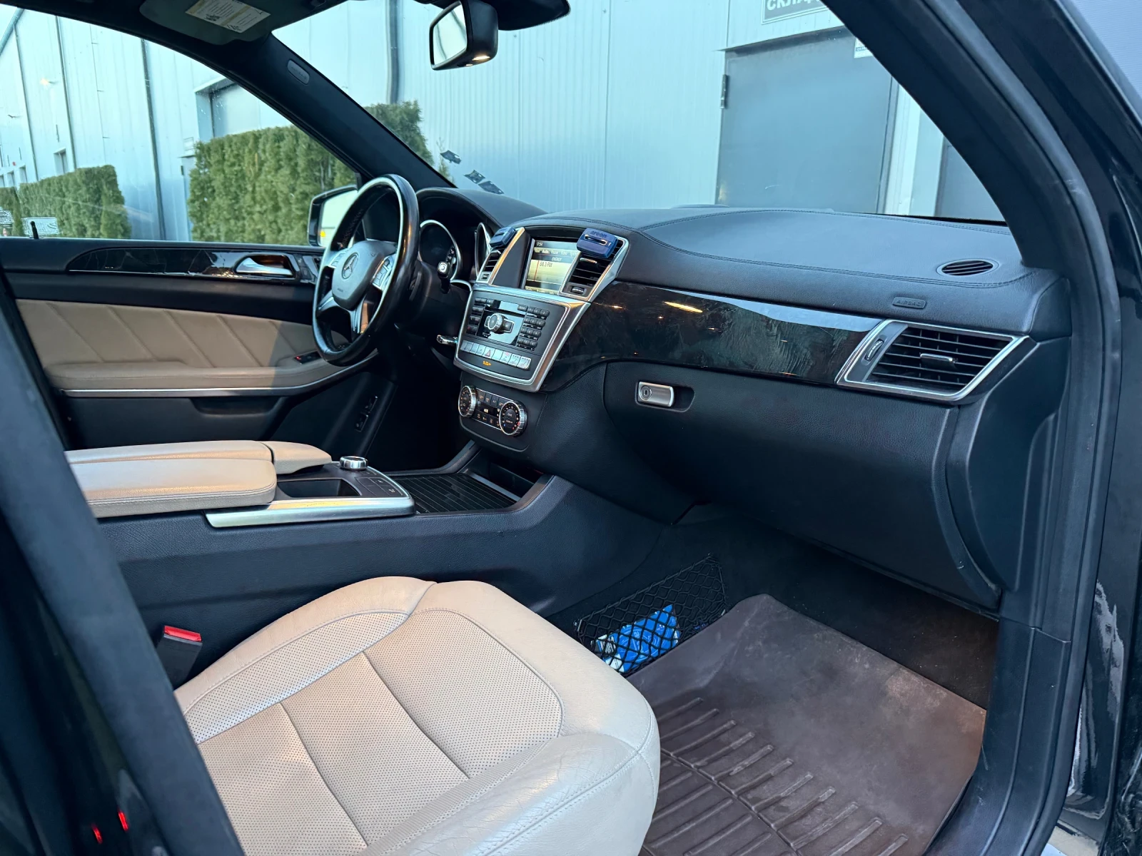 Mercedes-Benz GL 350 BLUETEC AMG FULL, снимка 10 - Автомобили и джипове - 53191943