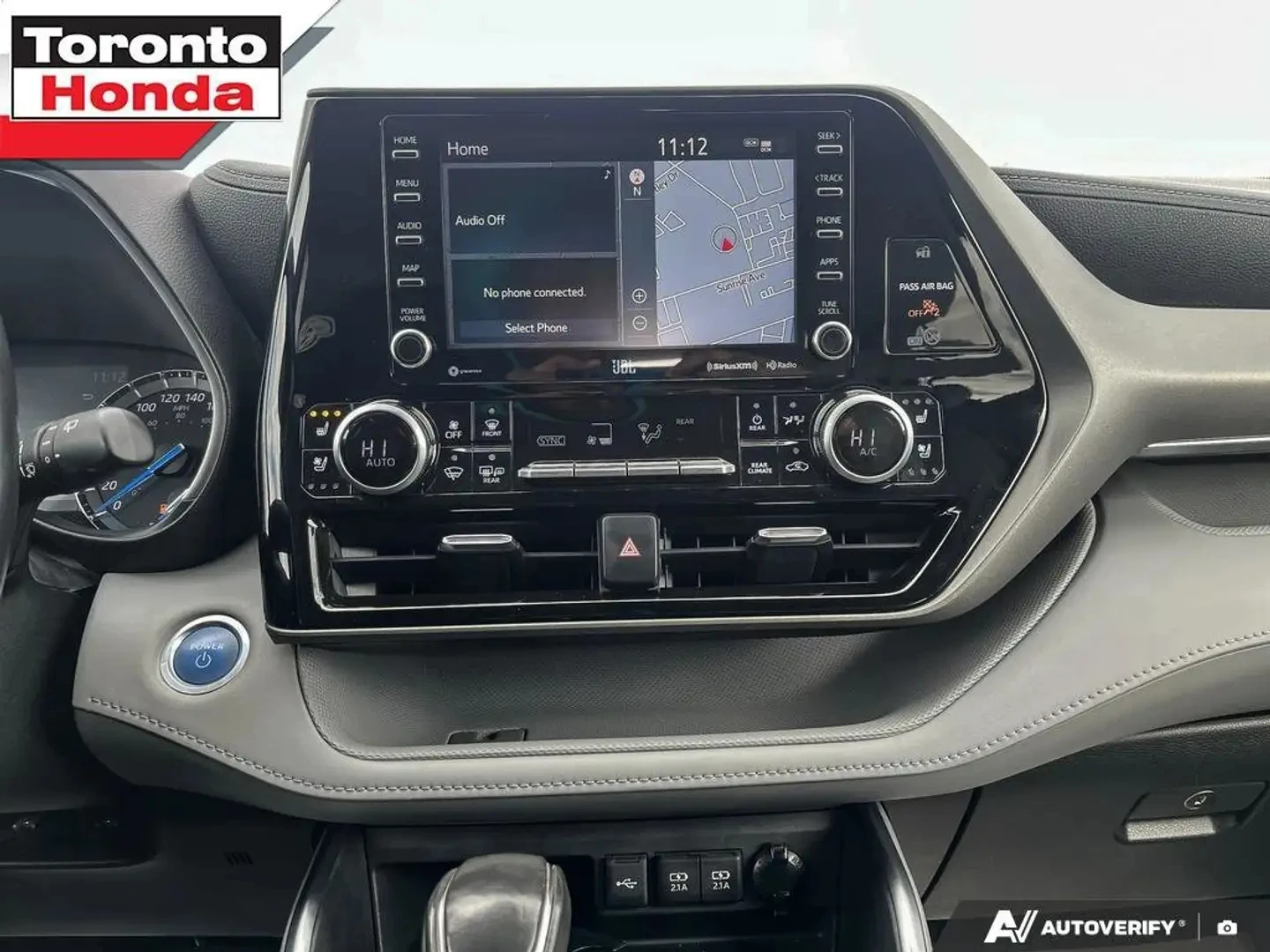 Toyota Highlander HYBRID LIMITED * 8 МЕСТЕН * AWD * CARFAX * , снимка 9 - Автомобили и джипове - 54418096