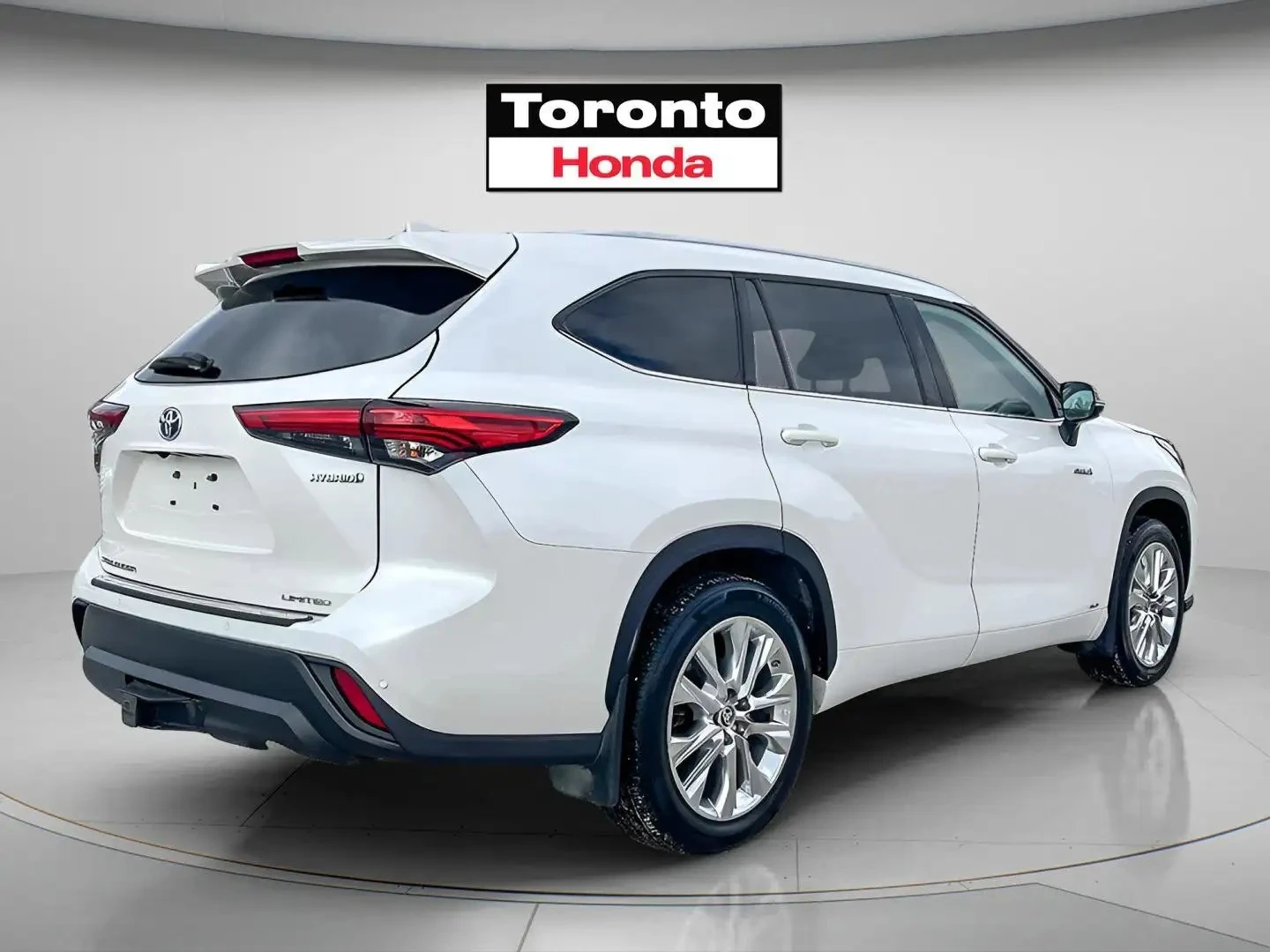 Toyota Highlander HYBRID LIMITED * 8 МЕСТЕН * AWD * CARFAX * , снимка 4 - Автомобили и джипове - 54418096