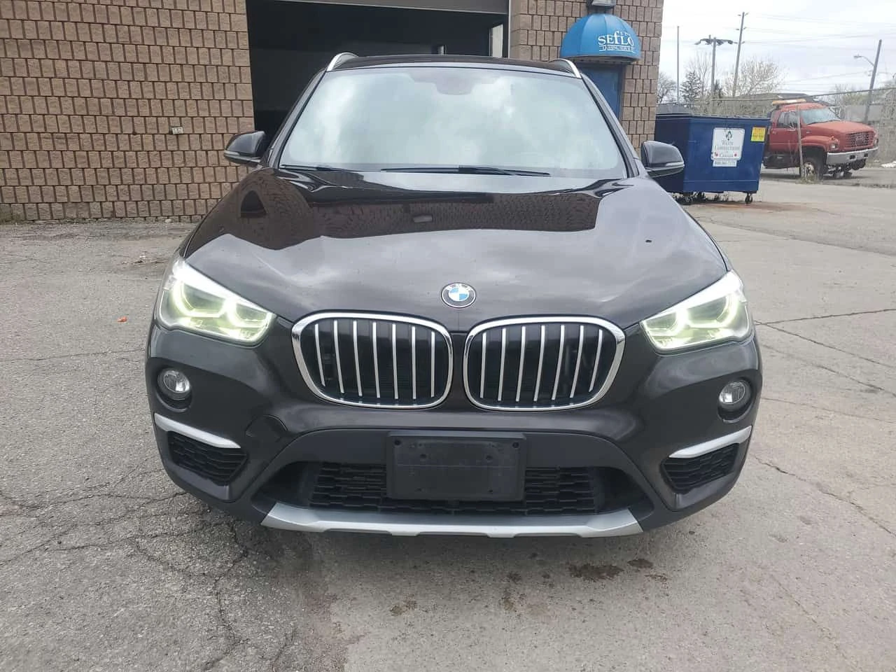 BMW X1 * xDrive28i * ПАНОРАМА* ПОЕГРЕВИ* , снимка 6 - Автомобили и джипове - 54422653