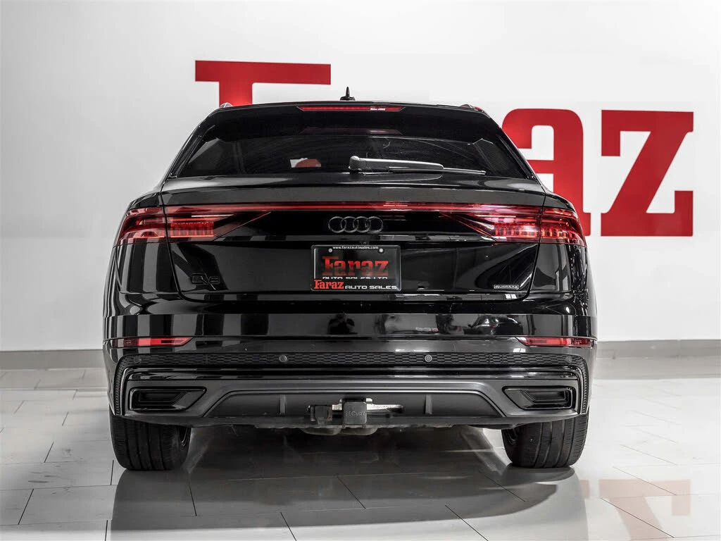 Audi Q8 TECHNIK 55 TFSI S-LINE| BANG&OLUFSEN| MATRIX| ПАНО, снимка 4 - Автомобили и джипове - 54883463