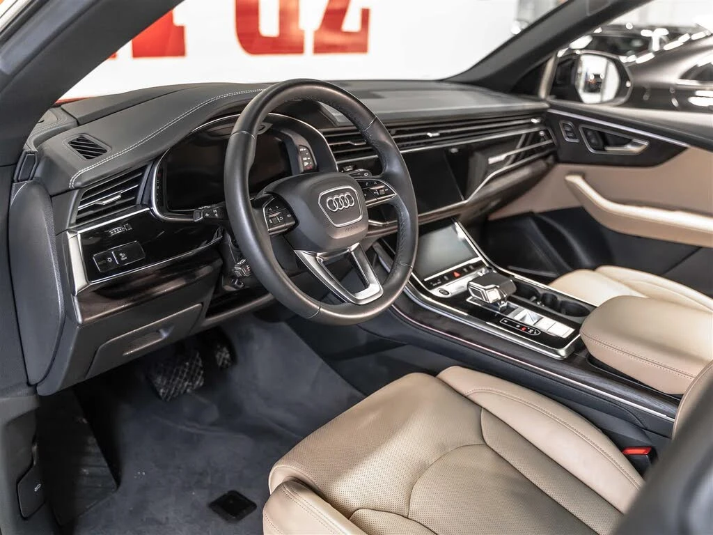 Audi Q8 TECHNIK 55 TFSI S-LINE| BANG&OLUFSEN| MATRIX| ПАНО, снимка 6 - Автомобили и джипове - 54883463