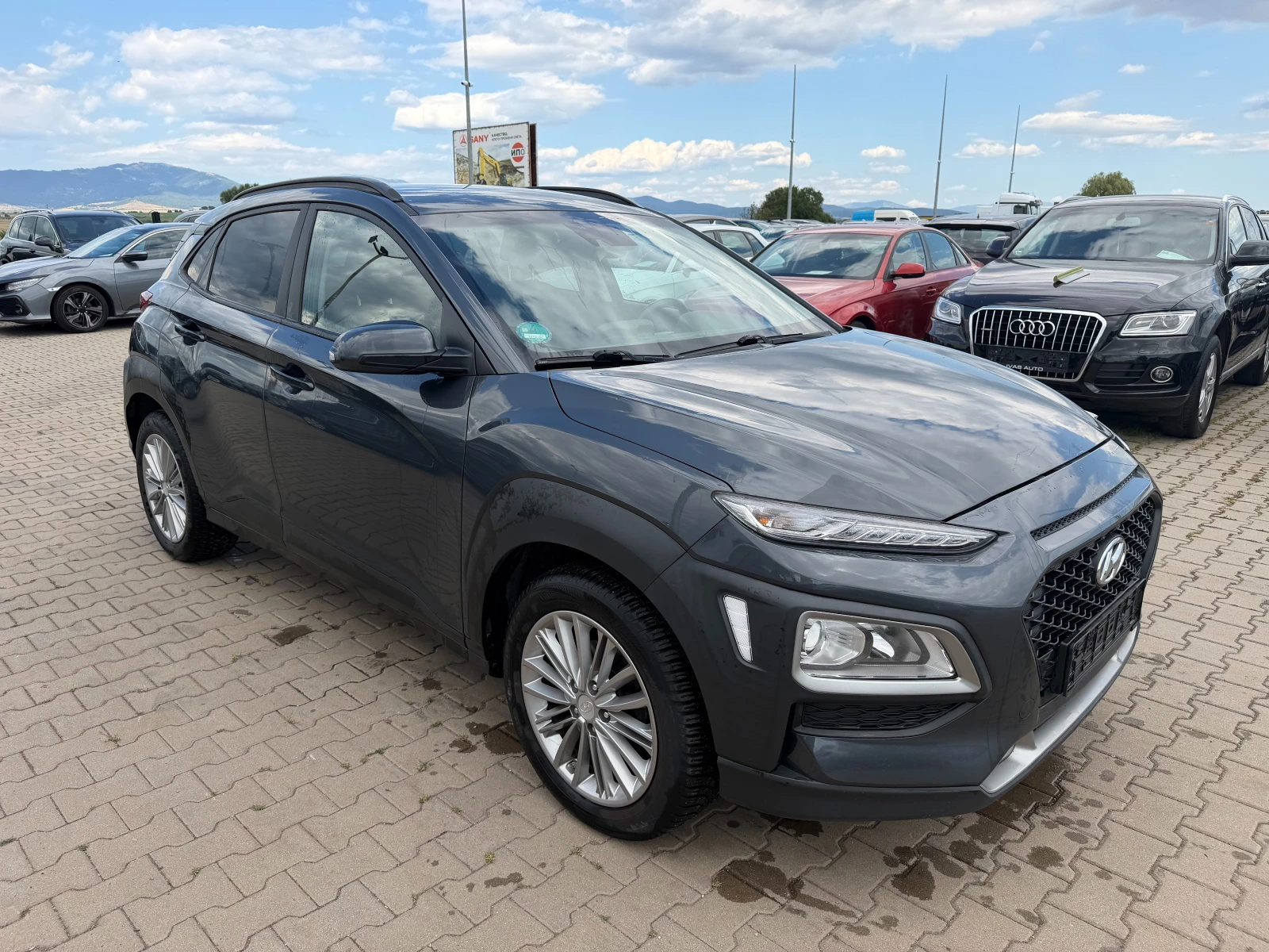 Hyundai Kona 1.6CRDI NAVI/KAMERA EURO 6, снимка 4 - Автомобили и джипове - 55447924