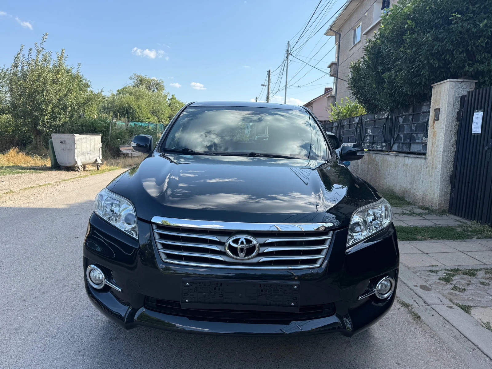 Toyota Rav4 EXECUTIVE AVTOMAT-KOJA-NAVI-AWD, снимка 2 - Автомобили и джипове - 55645037