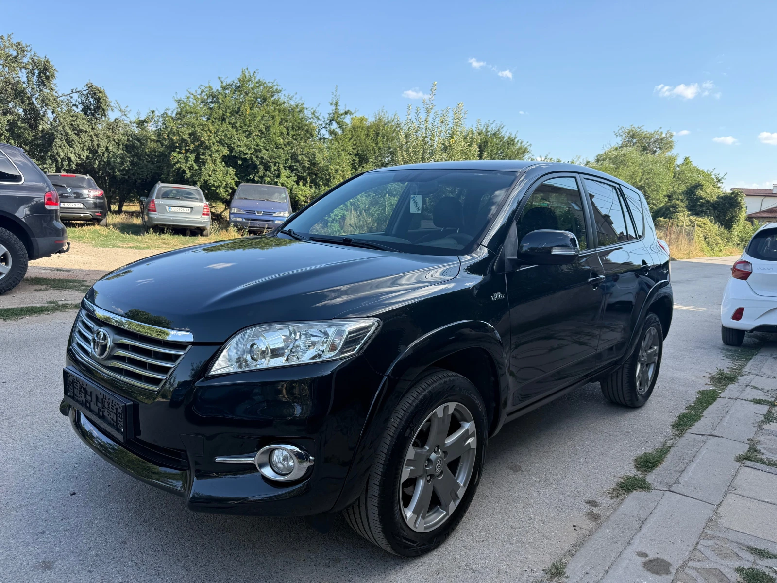 Toyota Rav4 EXECUTIVE AVTOMAT-KOJA-NAVI-AWD