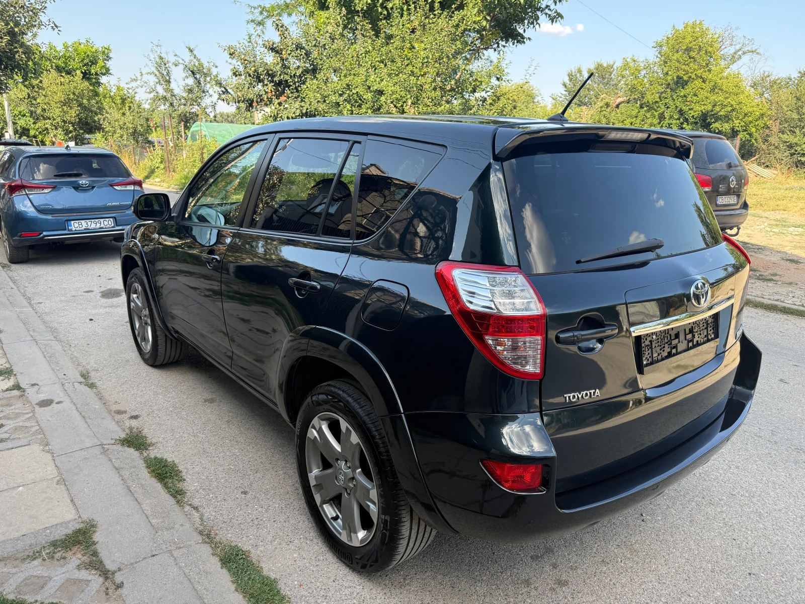 Toyota Rav4 EXECUTIVE AVTOMAT-KOJA-NAVI-AWD, снимка 6 - Автомобили и джипове - 55645037
