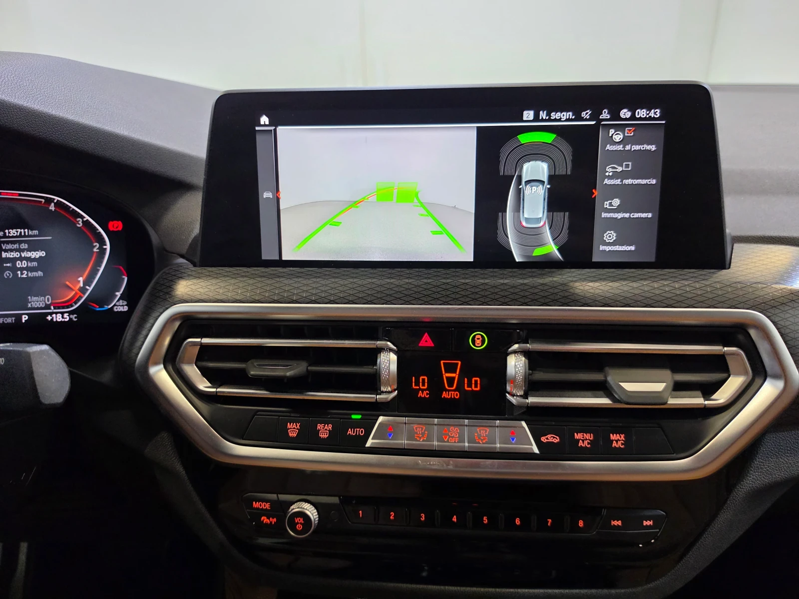 BMW X4 xDrive20d Mild-Hybrid M-Sport, снимка 15 - Автомобили и джипове - 56085245