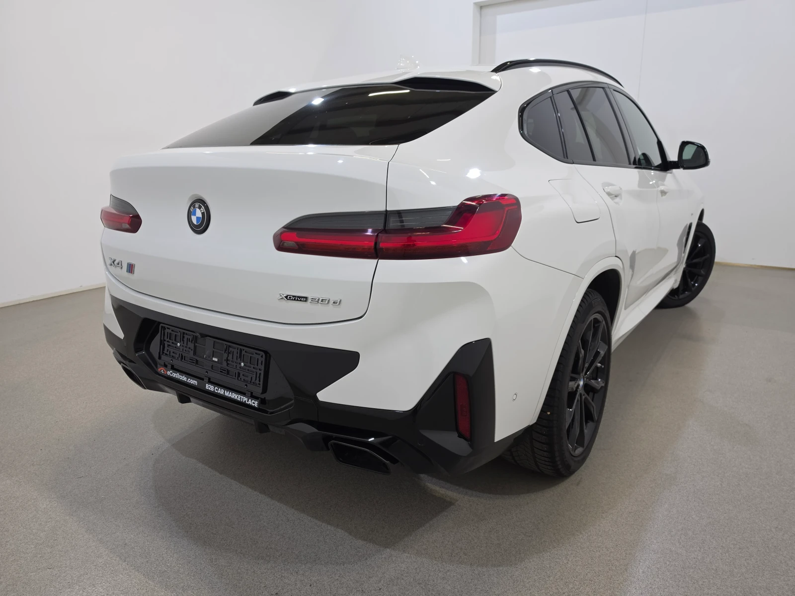BMW X4 xDrive20d Mild-Hybrid M-Sport, снимка 4 - Автомобили и джипове - 56085245