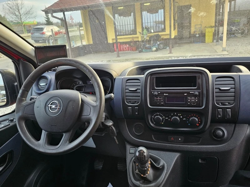 Opel Vivaro 1.6 BITURBO 120кс ! ! ДЪЛГА БАЗА ! ! КЛИМАТИК, снимка 12 - Бусове и автобуси - 43407287