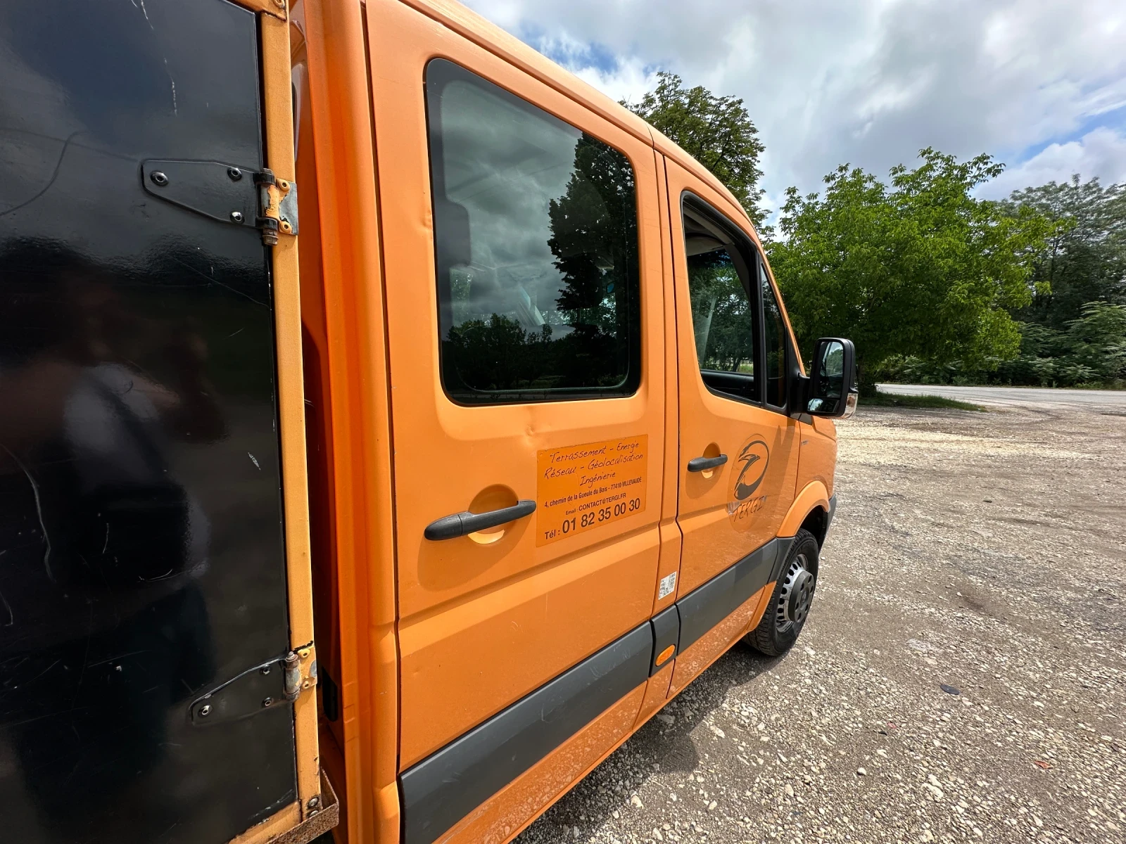 VW Crafter Crafter 50 свален на 3, 5т, снимка 2 - Бусове и автобуси - 55038549
