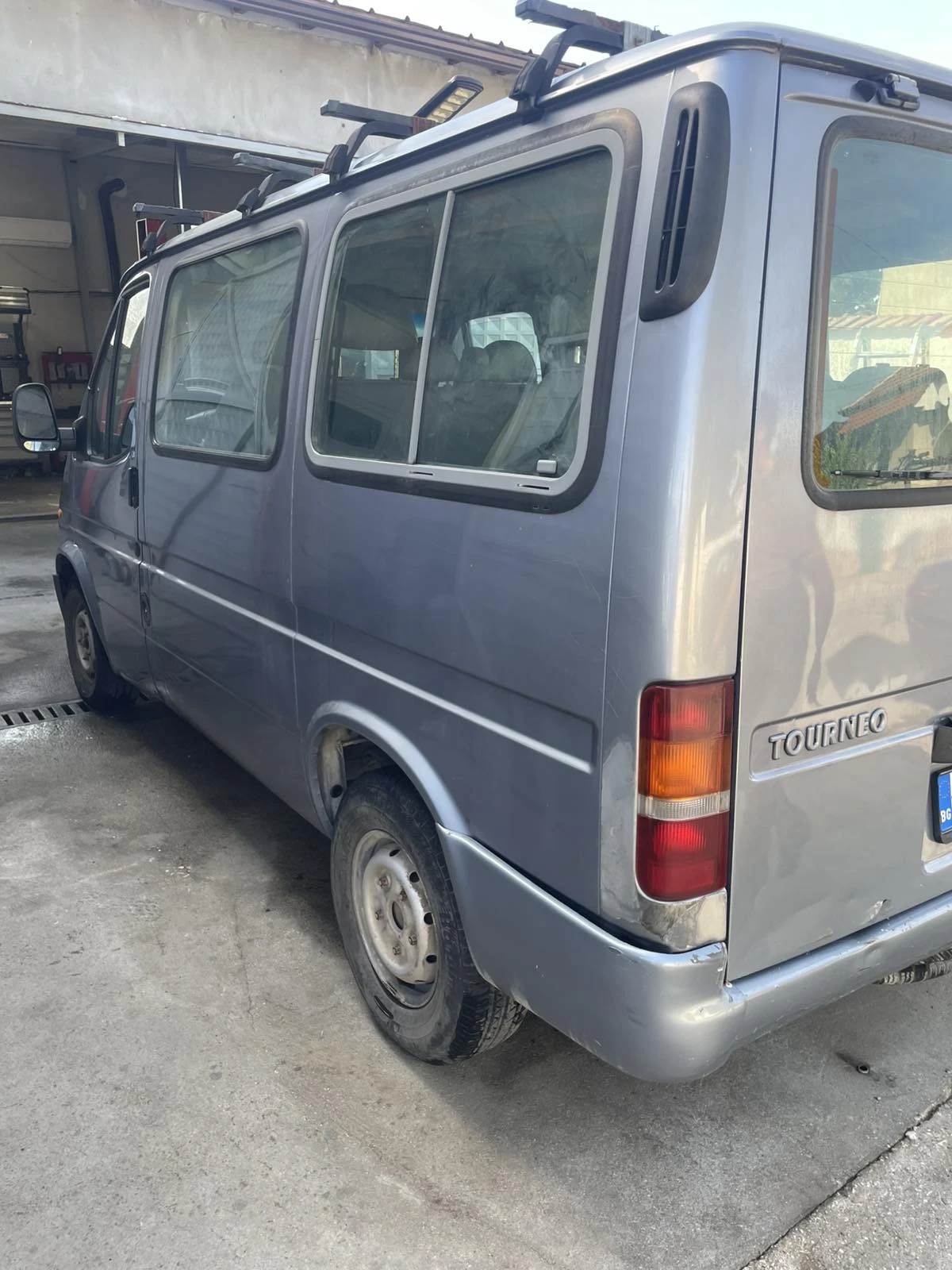 Ford Transit 2.5 TD klima, снимка 4 - Бусове и автобуси - 56417143