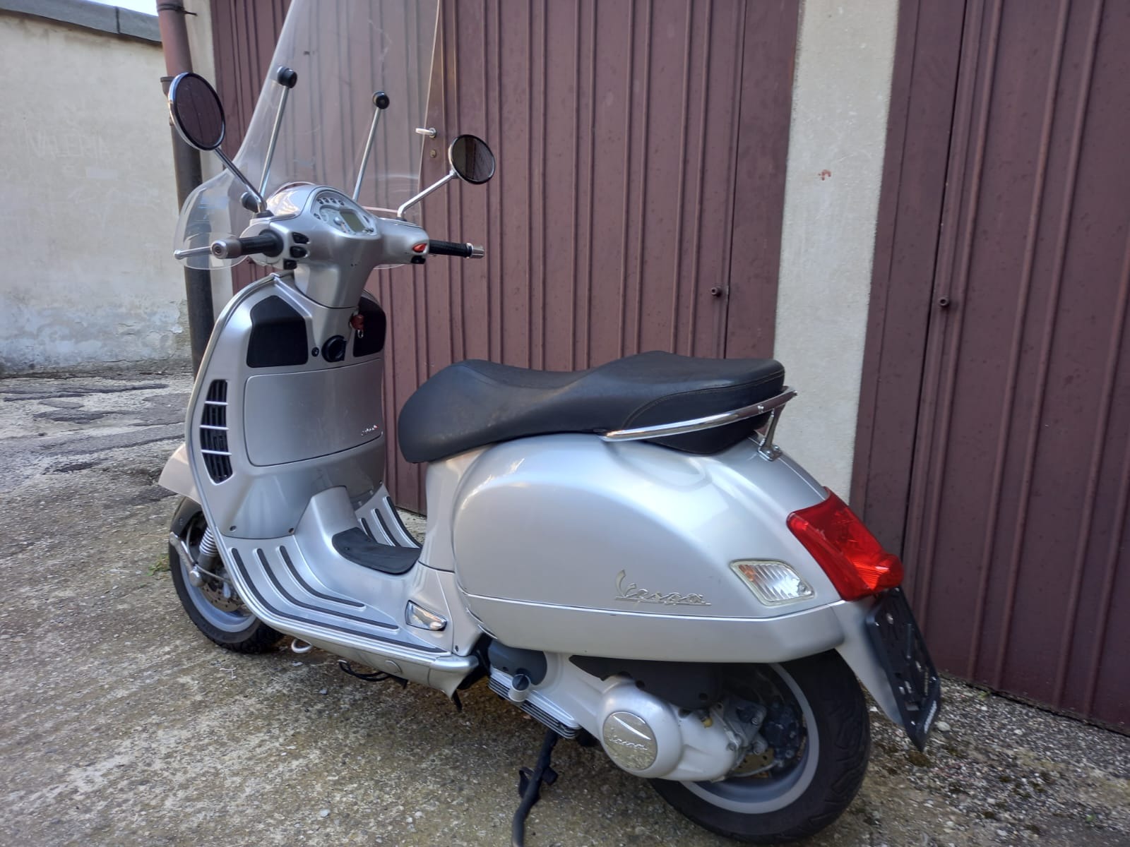 Vespa GTS 250ie - изображение 6