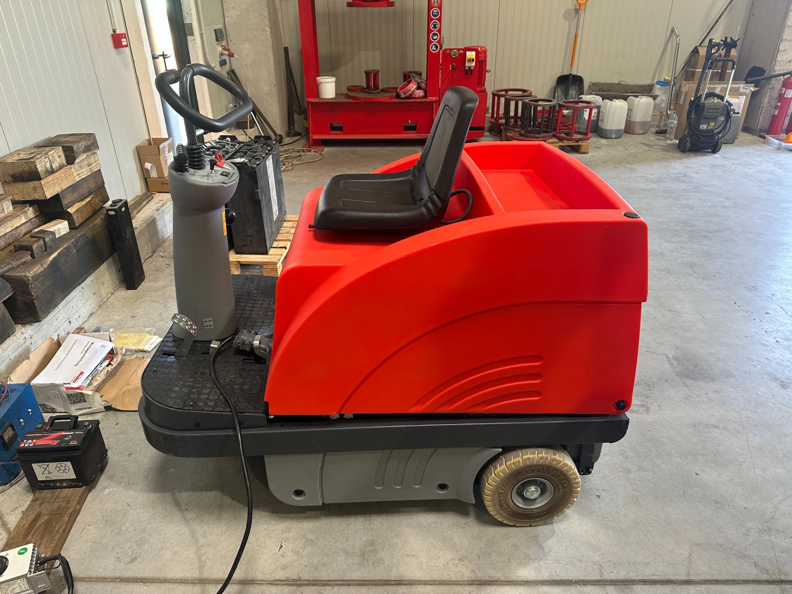 Други специализирани машини Mercedes Benz Hako B900R