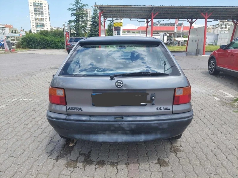 Opel Astra, снимка 6 - Автомобили и джипове - 46089602