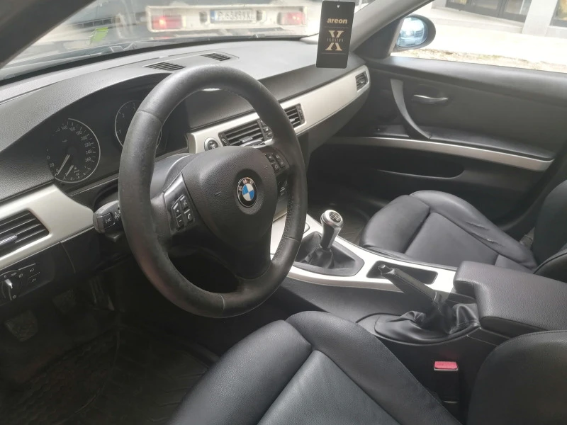 BMW 320 320d , снимка 5 - Автомобили и джипове - 47698619