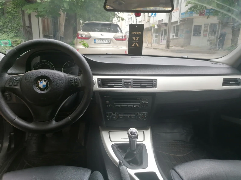 BMW 320 320d , снимка 8 - Автомобили и джипове - 47698619