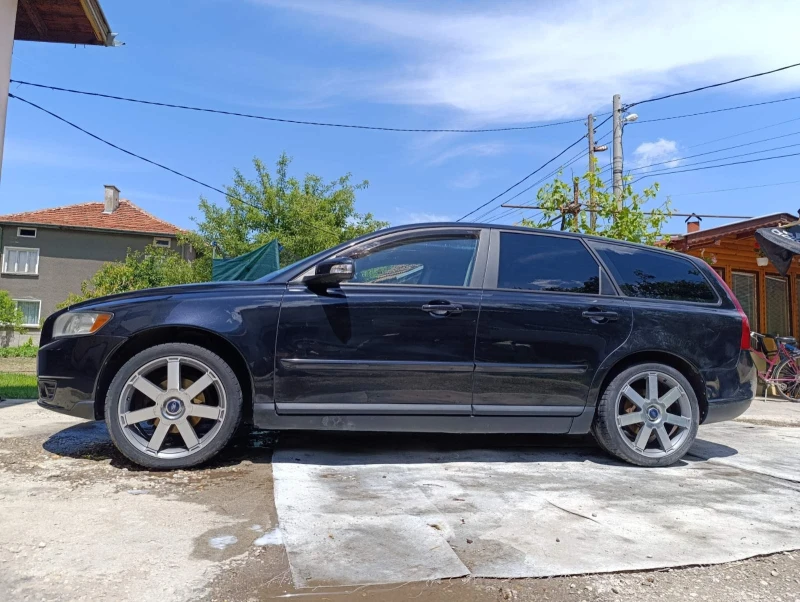 Volvo V50 1.6 d 109 к.с, снимка 3 - Автомобили и джипове - 48385225