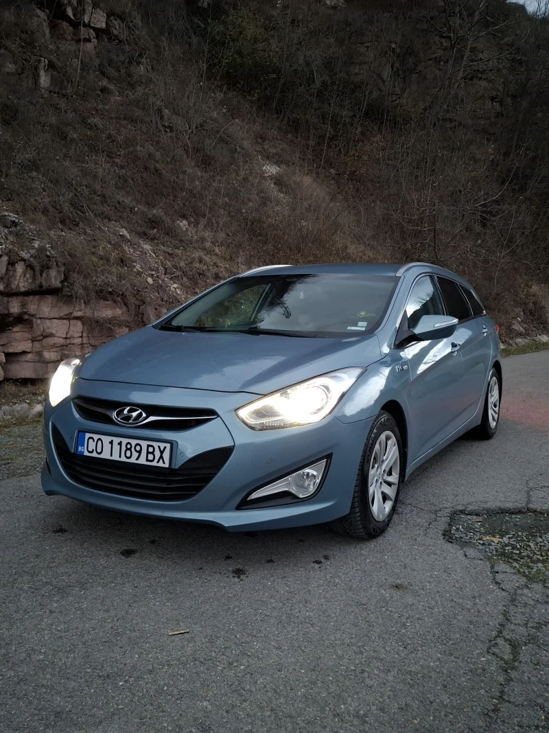 Hyundai I40, снимка 1 - Автомобили и джипове - 48679357