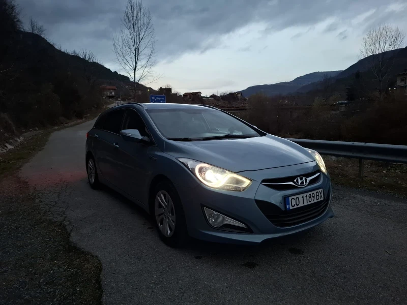 Hyundai I40, снимка 3 - Автомобили и джипове - 48679357