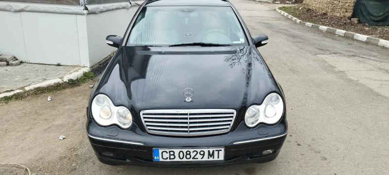 Mercedes-Benz C 320 4matic, снимка 5 - Автомобили и джипове - 49394425