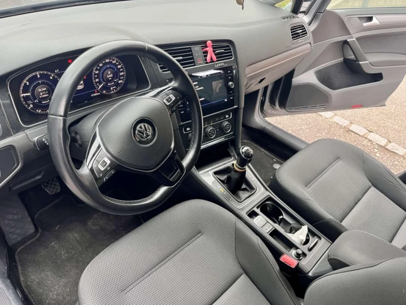 VW Golf 7.5 , снимка 11 - Автомобили и джипове - 52473531