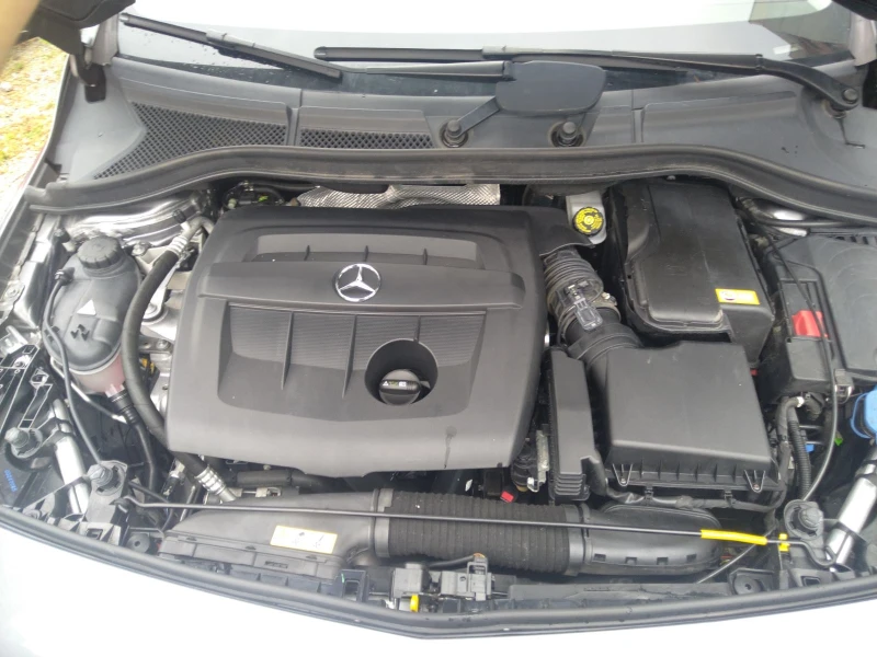 Mercedes-Benz B 180 CDi, снимка 9 - Автомобили и джипове - 51207644