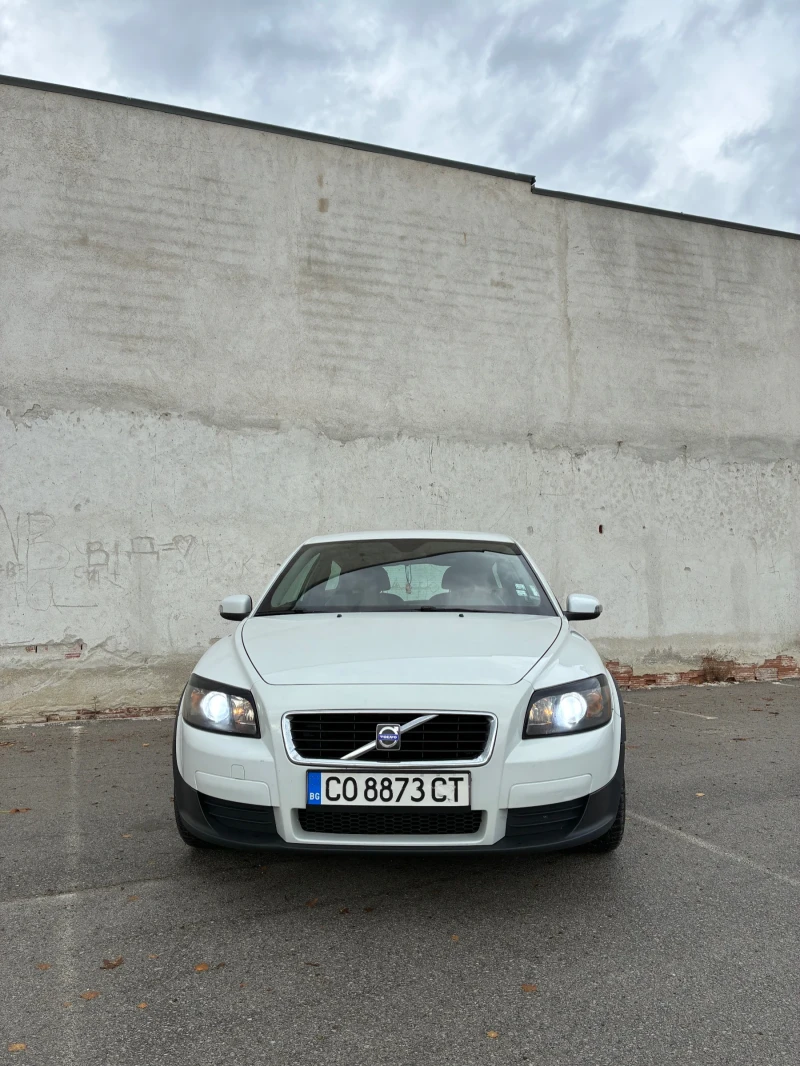 Volvo C30, снимка 2 - Автомобили и джипове - 52567710