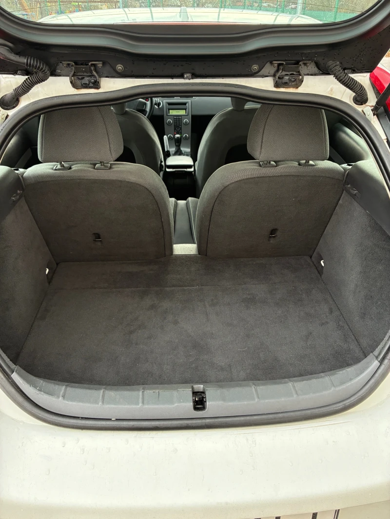 Volvo C30, снимка 5 - Автомобили и джипове - 52567710