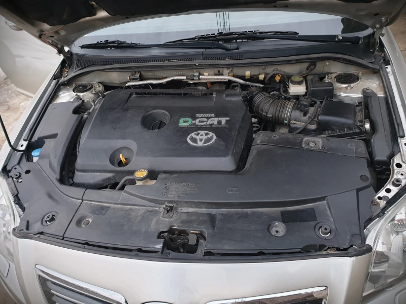 Toyota Avensis, снимка 7 - Автомобили и джипове - 53309612