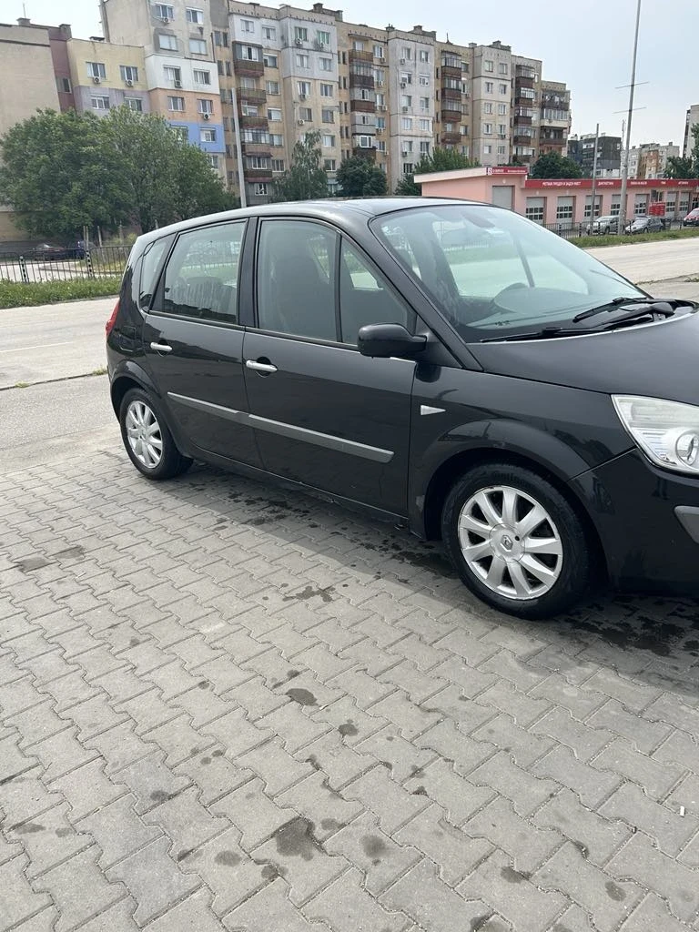 Renault Scenic, снимка 3 - Автомобили и джипове - 48592409