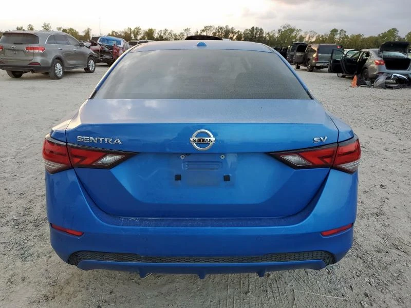 Nissan Sentra 2.0L 4 Front-wheel Drive - изображение 9