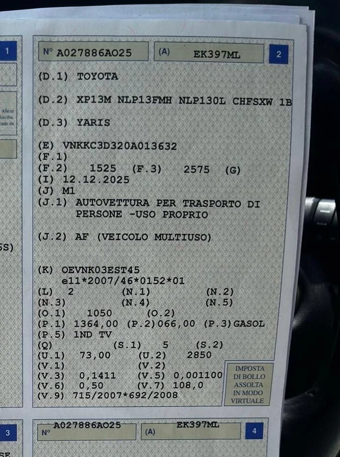 Toyota Yaris, снимка 13 - Автомобили и джипове - 54371460