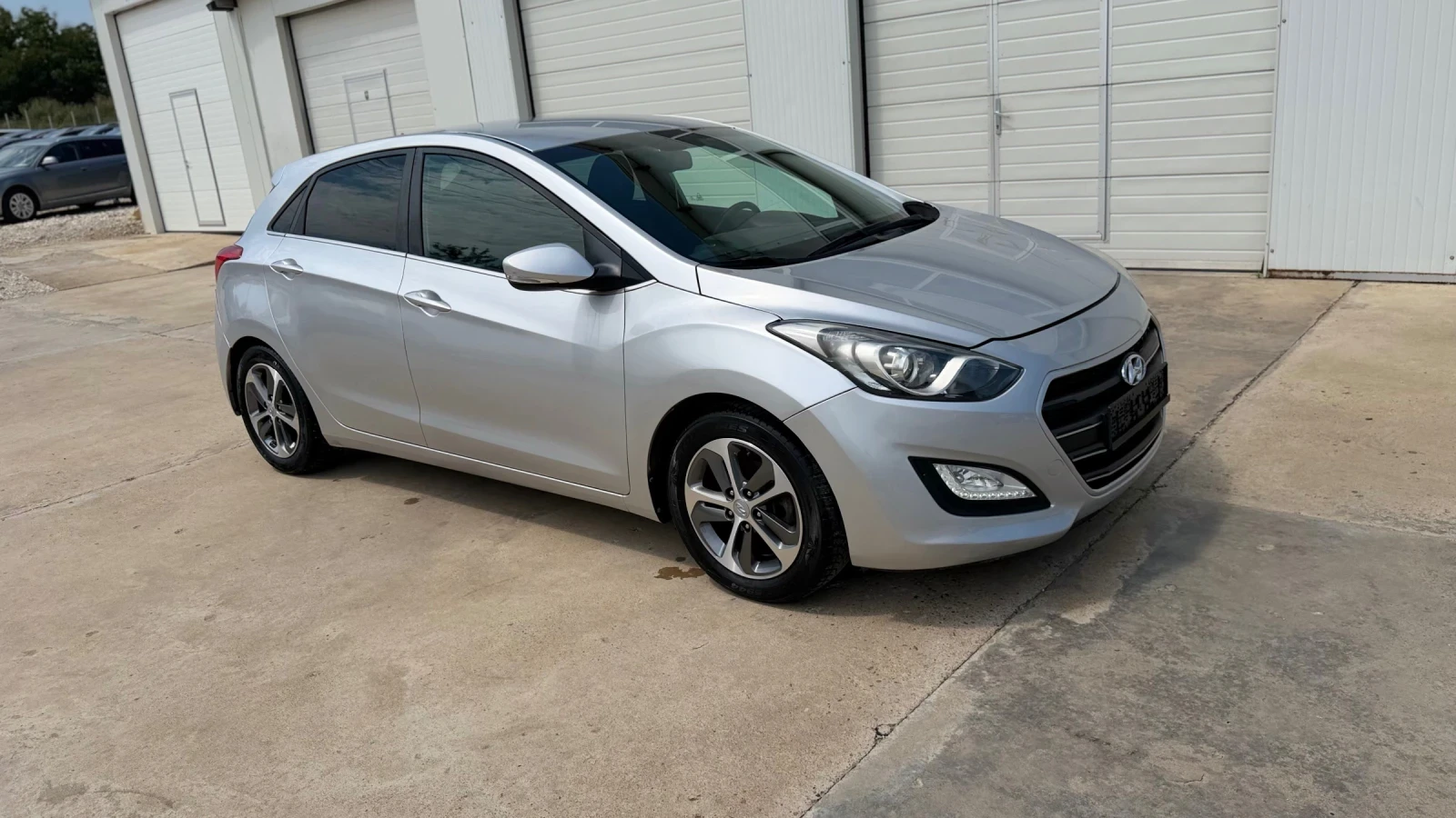 Hyundai I30 1.6crdi * Navi* * Nova* UNIKAT* , снимка 12 - Автомобили и джипове - 39666832